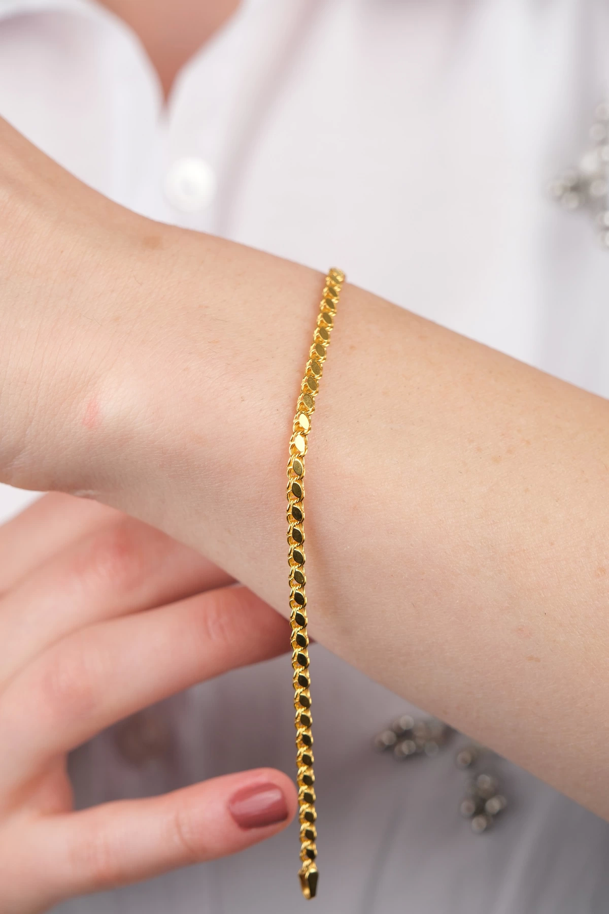 14-k-altin-bileklik-267-gram-3571259-sw1200sh1800.png 14 Ayar Altın Arpa Zincir Bileklik 484 - Görsel 1