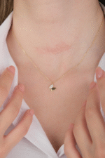 14 Ayar Altın Taşlı Kelebek Kolye 410