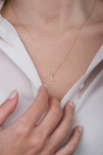 14 Ayar Altın Taşlı Ay Kolye 360