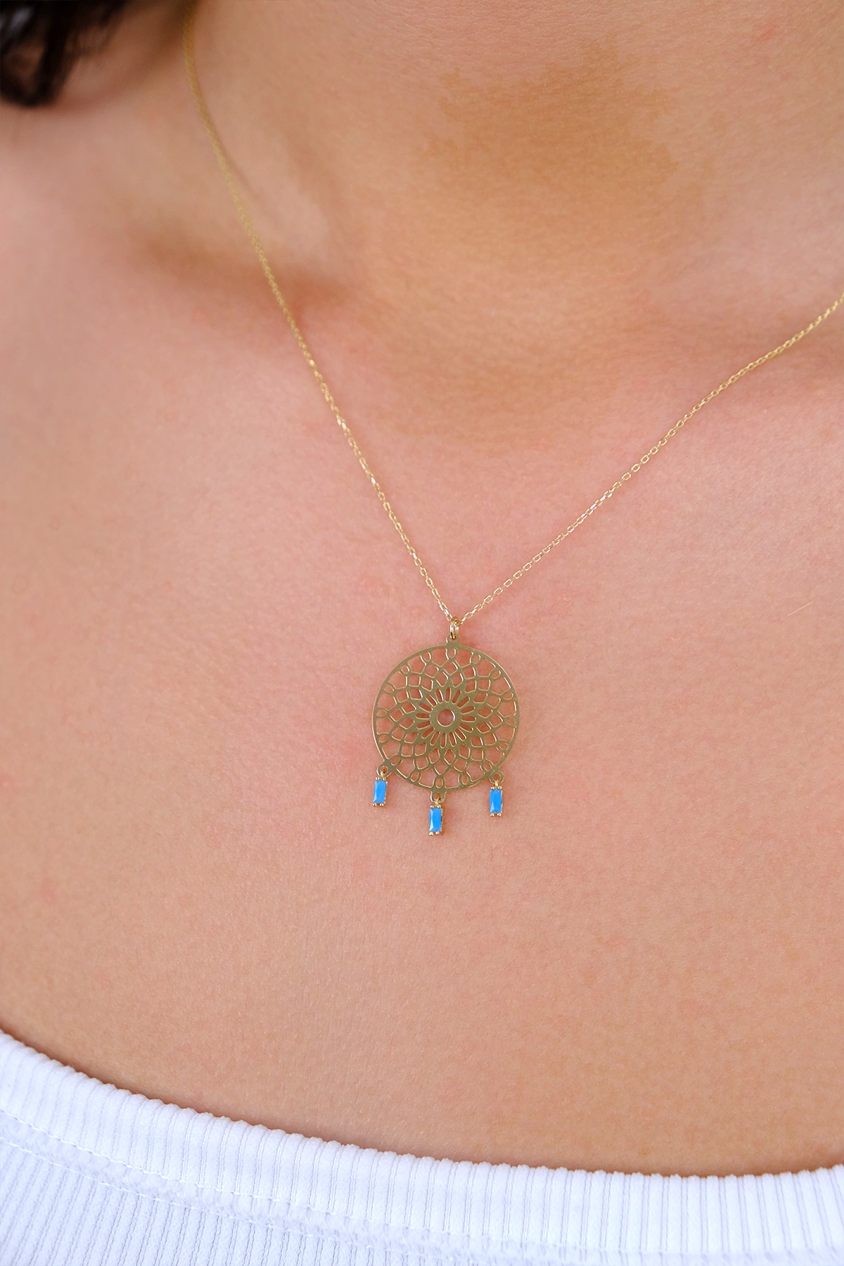 14-k-altin-kolye-210-gram-405093.png 14 Ayar Altın Mavi Taş Sallantılı Tasarım Kolye 113 - Görsel 1