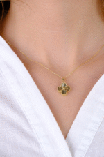 14 Ayar Altın Yonca Kolye Ucu 235