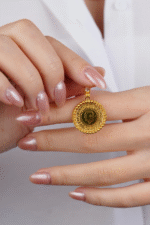 14 Ayar Altın Dorika Çerçeveli Çeyrek Kolye Ucu 258 - Görsel 2