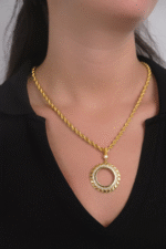 14 Ayar Altın Taşlı Arpa Detaylı Çerçeve Kolye Ucu 52