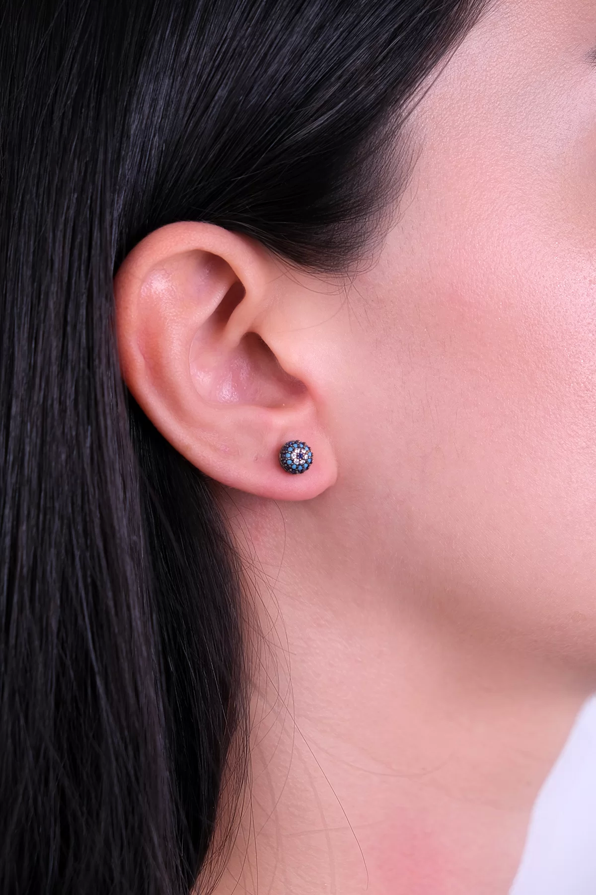 14-k-altin-kupe-176-gram-966937.png 14 Ayar Altın Mavi Taşlı Top Küpe 153 - Görsel 1