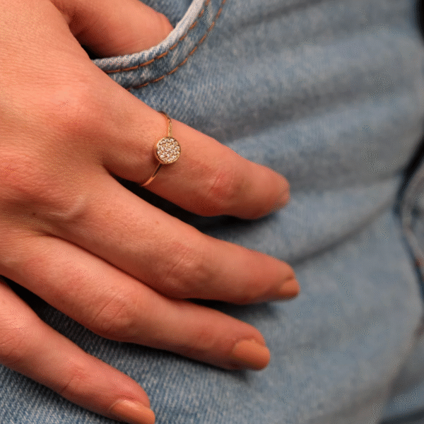 14 Ayar Altın Yuvarlak Taşlı Yüzük 103