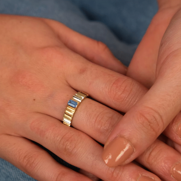 14 Ayar Altın Mavi Taşlı Retro Yüzük 99