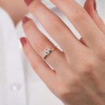 14 Ayar Altın Yaprak Kesimli Taşlı Yüzük 522