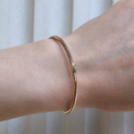 14 Ayar Rose Çiçek Desenli Elastik Bileklik 973