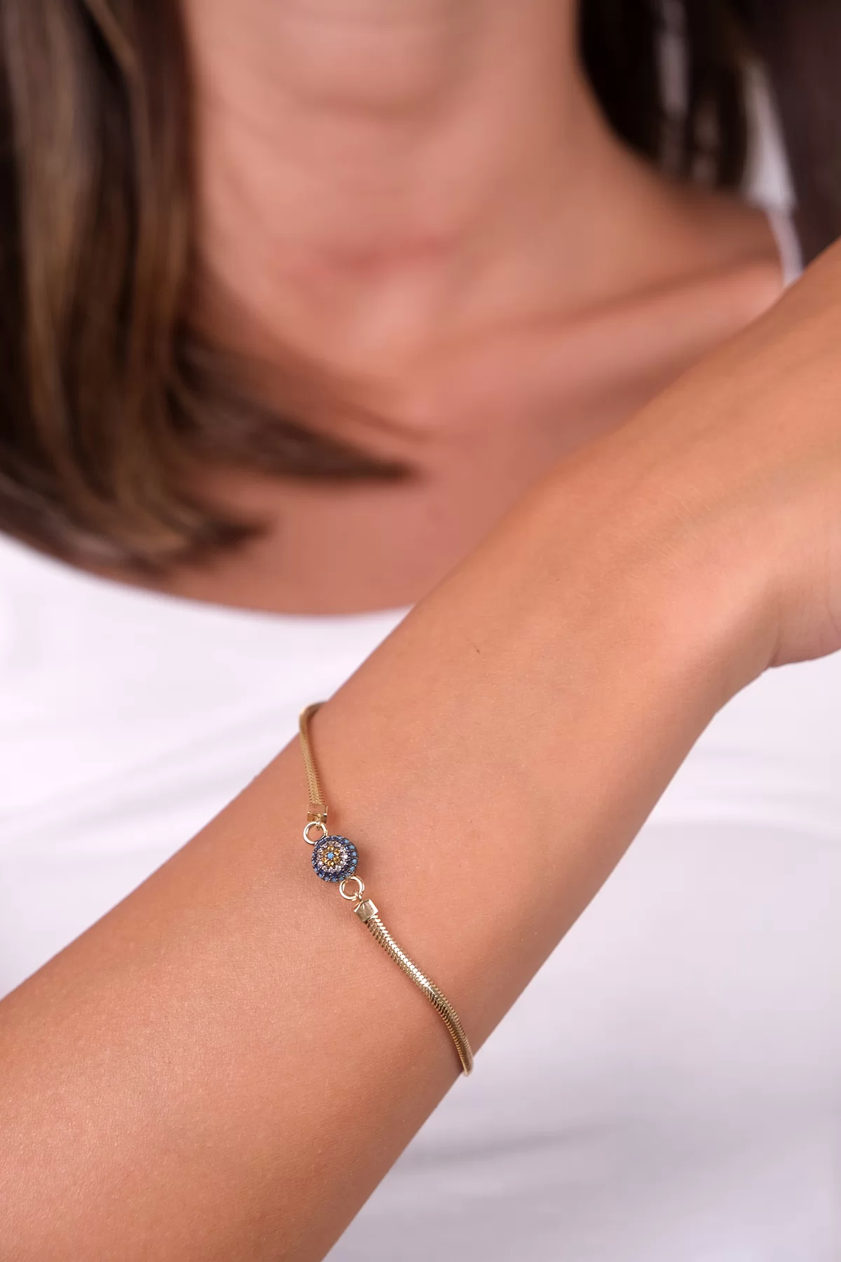 14-k-altin-bileklik-426-gram-456798.png 14 Ayar Altın Mavi Boncuklu Balık Sırtı Zincir Bileklik 69 - Görsel 1