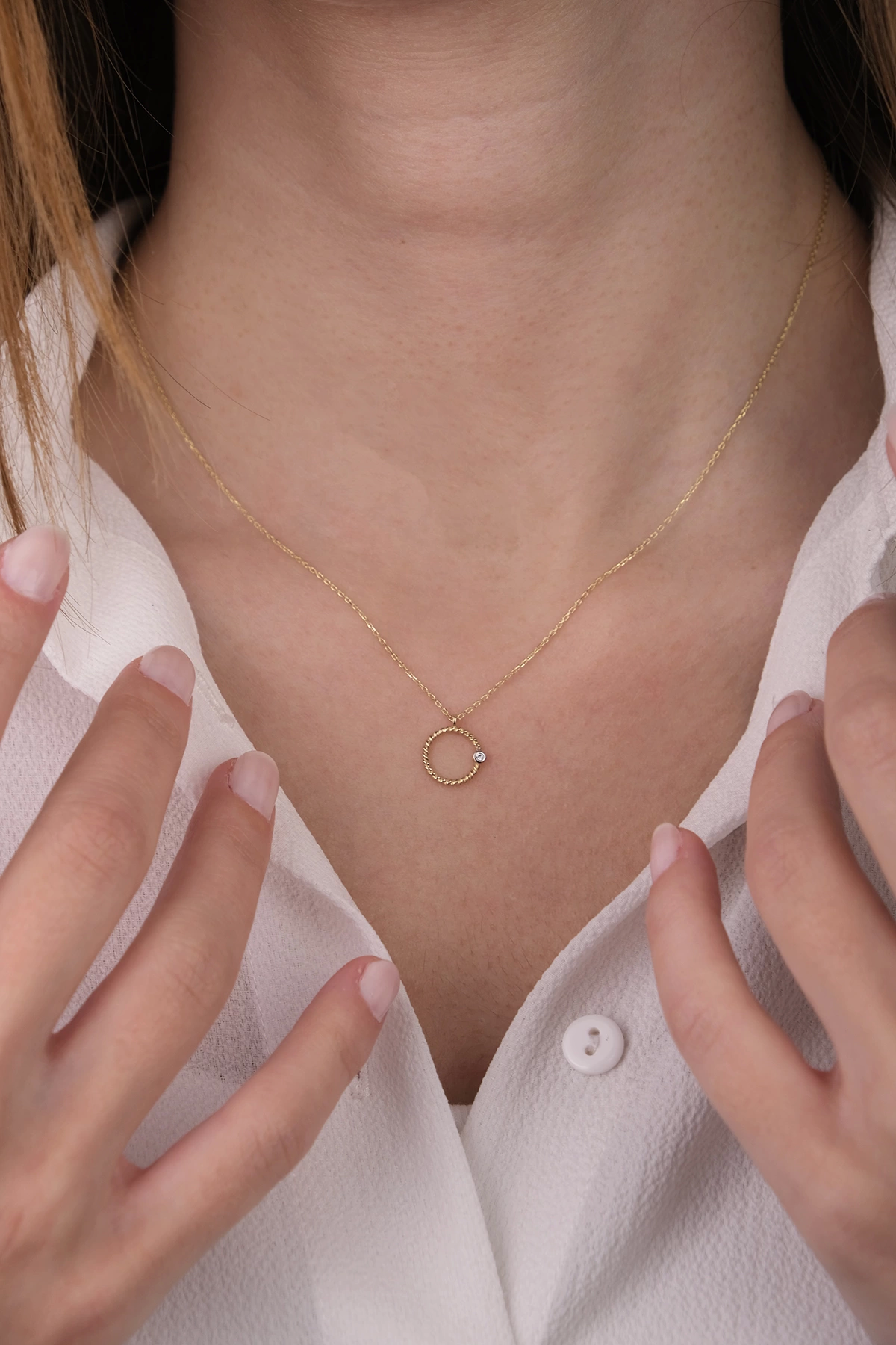 14-k-altin-kolye-130-gram-72243189.png 14 Ayar Altın Taşlı Halka Kolye 346 - Görsel 1