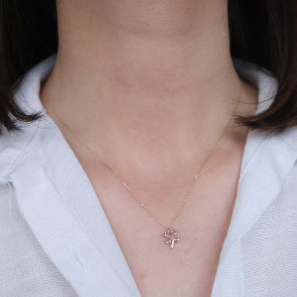 14 Ayar Altın Pembe Taşlı Yonca Kolye 455