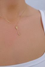 14 Ayar Altın Taşlı Ok Kolye 104