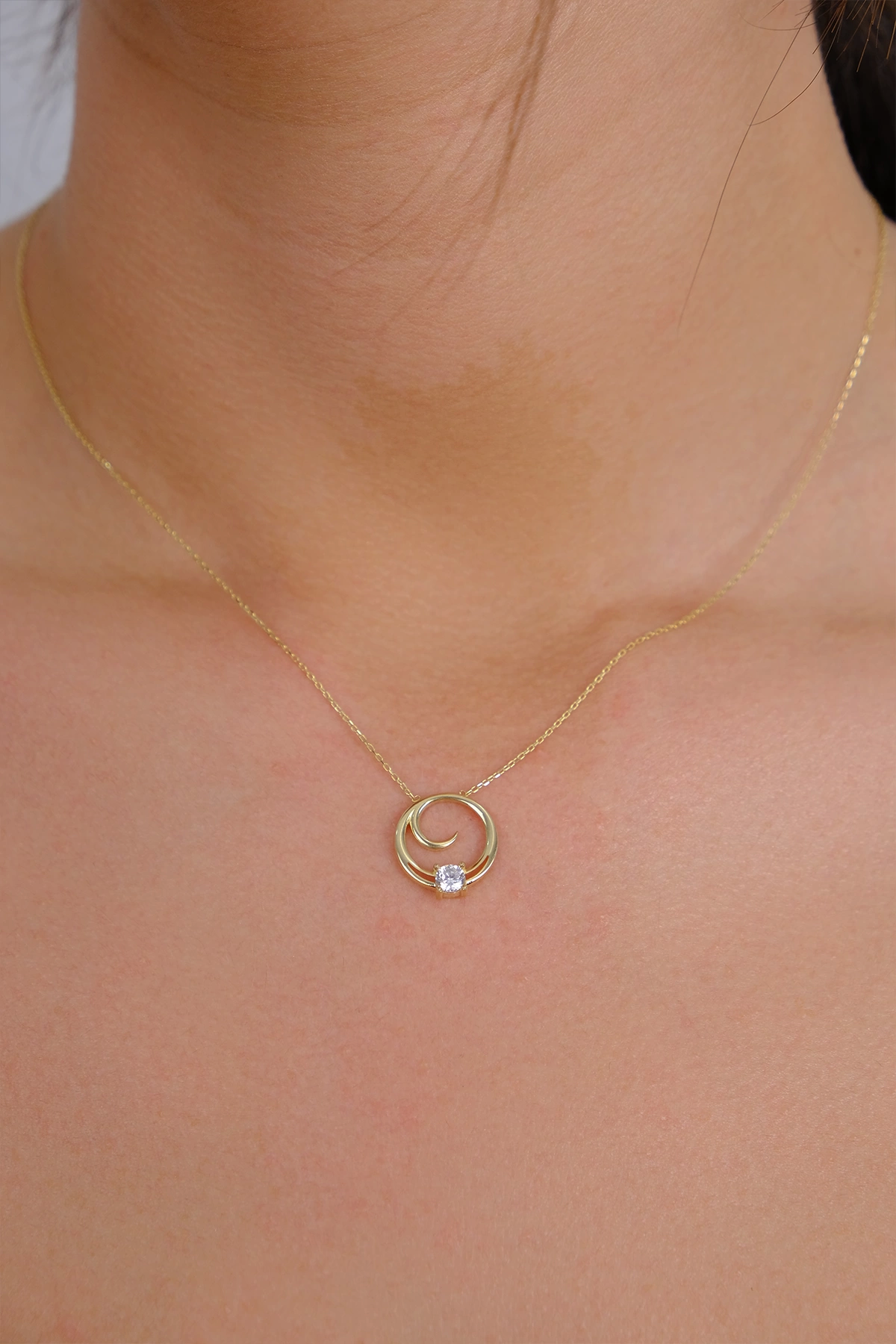 14-k-altin-kolye-187-gram-290195.png 14 Ayar Altın Taşlı Halka Kolye 131 - Görsel 1