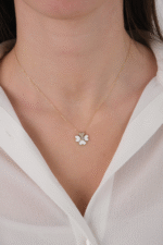 14 Ayar Altın Beyaz Taşlı Yonca Kolye 121 - Görsel 2