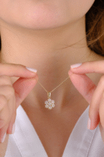 14 Ayar Altın Taşlı Kar Tanesi Kolye Ucu 393 - Görsel 2