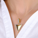 14 Ayar Altın Üçgen Taşlı Kolye Ucu 284