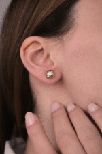 14 Ayar Altın Desenli Kare Küpe 376