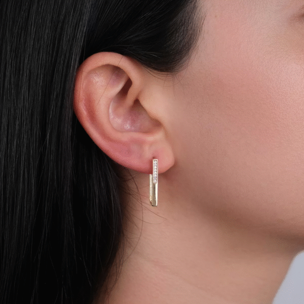 14 Ayar Altın Taşlı Dörtgen Küpe 151