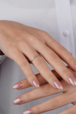 14 Ayar Beyaz Altın Taşlı Yüzük 611