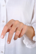 14 Ayar Altın Minimal Kareli Yuvarlak Taşlı Yüzük 781 - Görsel 3