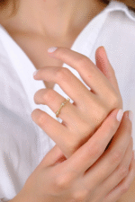 14 Ayar Altın Minimal Kareli Yuvarlak Taşlı Yüzük 781