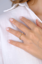 14 Ayar Altın Minimal Kareli Yuvarlak Taşlı Yüzük 781 - Görsel 4