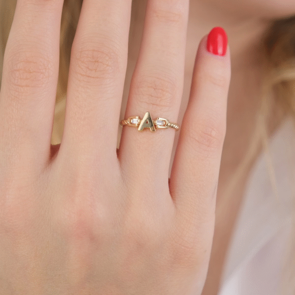 14 Ayar Altın A Harf Yüzük 689