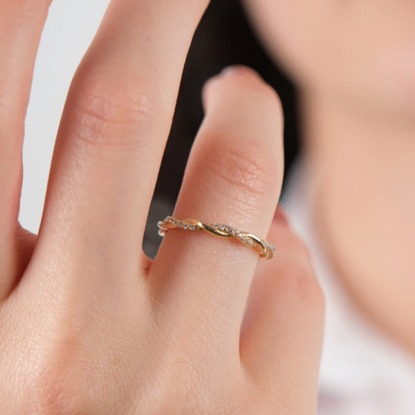 14 Ayar Altın Taşlı Burgu Yüzük 718