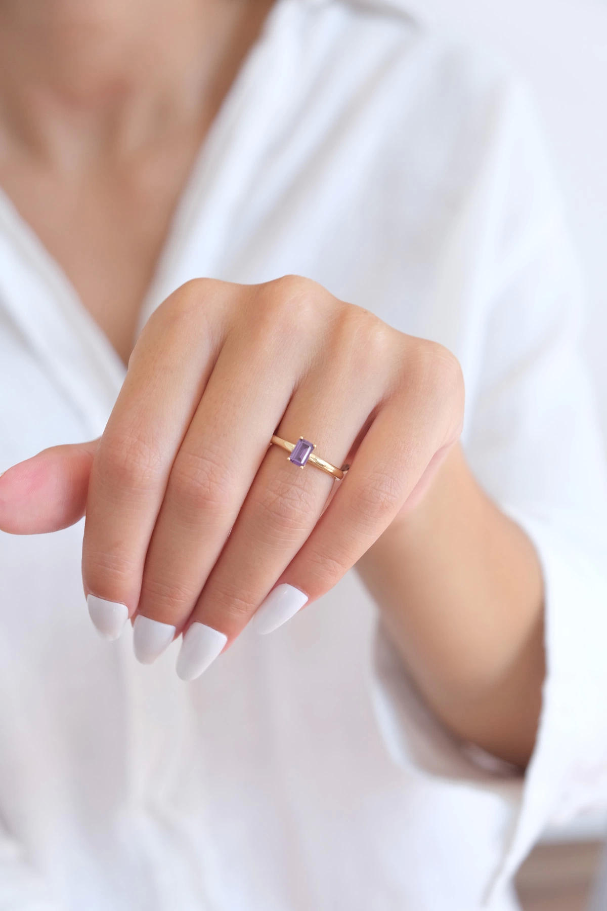 14-k-altin-yuzuk-255-gram-37120698.png 14 Ayar Altın Mor Taşlı Yüzük 397 - Görsel 1