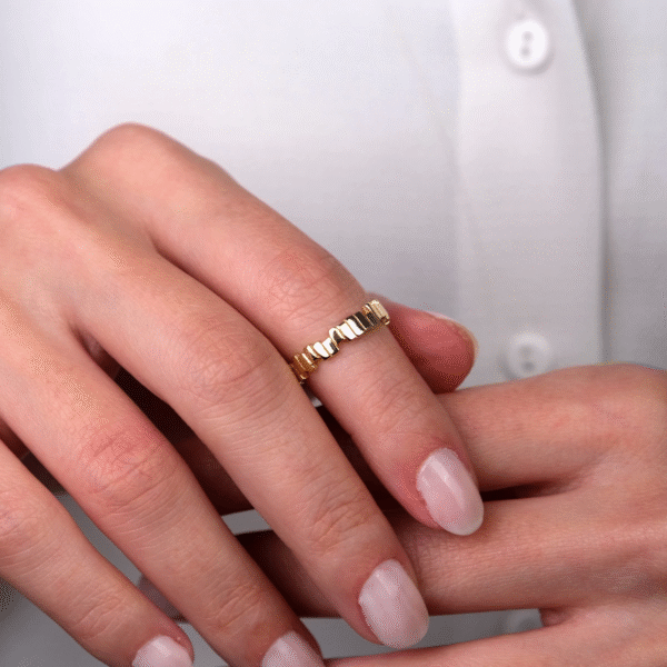 14 Ayar Altın Ritim Yüzük 402