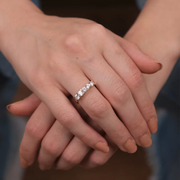 14 Ayar Sarı Altın Beştaş Yüzük 19