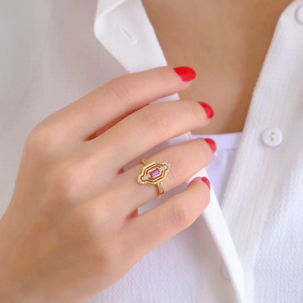 14 Ayar Altın Pembe Taşlı Yüzük 339