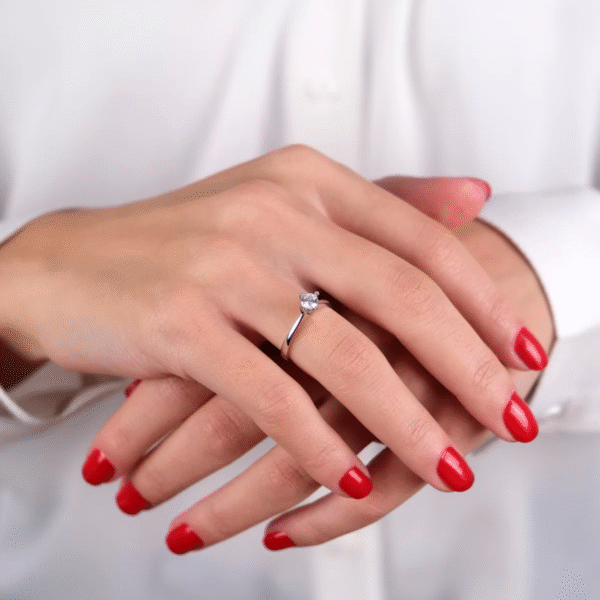 14 Ayar Altın Tektaş Yüzük 152