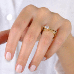 14 Ayar Altın Şekilli Taşlı Yüzük 776