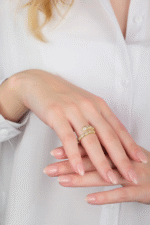 14 Ayar Altın Taşlı Sarmal Yüzük 679