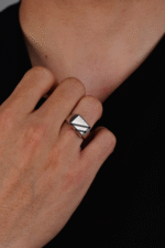 14 Ayar Beyaz Altın Çizgili Erkek Yüzüğü 693 - Görsel 3