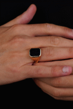 14 Ayar Altın Simli Siyah Taşlı Yüzük 622