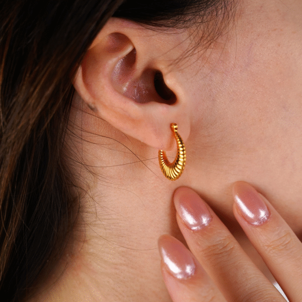 22 Ayar Altın Midye Küpe 613