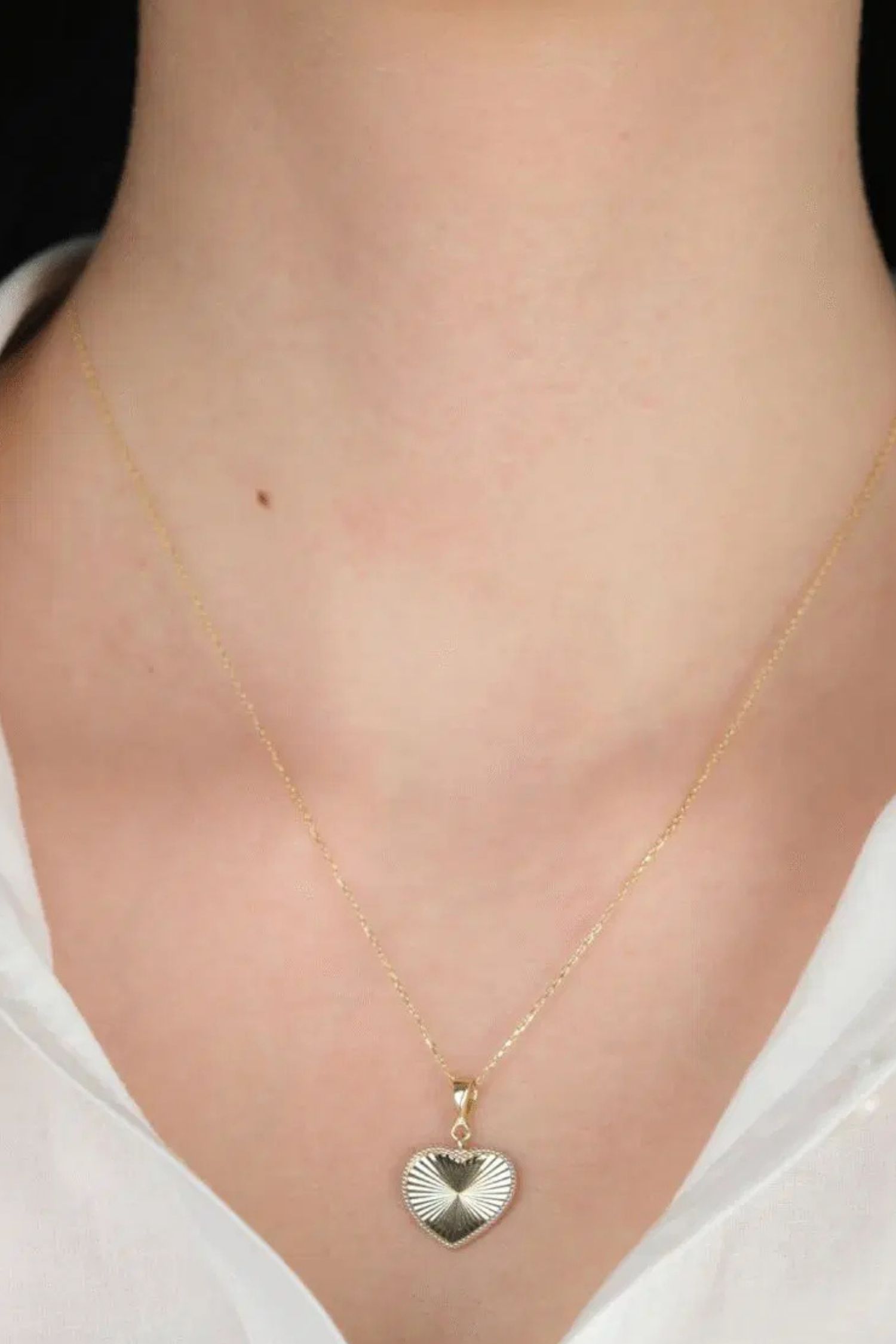 Adsiz-tasarim-28.jpg 14 Ayar Altın İçi Kalemli Kolye Ucu 486 - Görsel 1