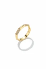 14 Ayar Altın Köşeli Taşlı Yüzük 938