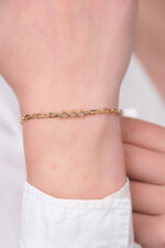 14 Ayar Altın Minimal Taşlı Üçgen Şekilli Bileklik 1071 - Görsel 3