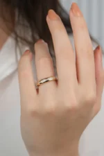 14 Ayar Altın Ortası Sıralı Taşlı Yüzük 518 - Görsel 3